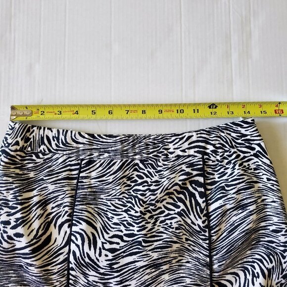 M.D.L. New York Skirt Zebra Print - Picture 11 of 11